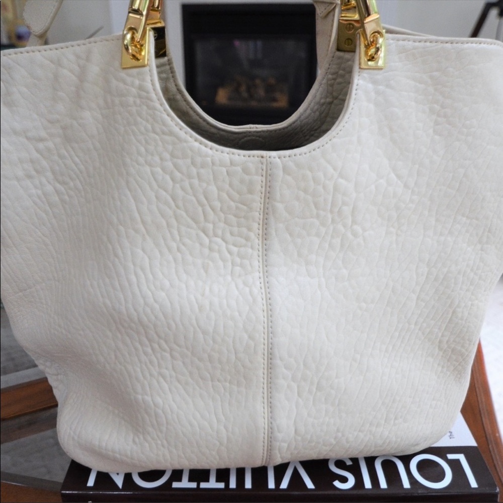 Elizabet and James bag